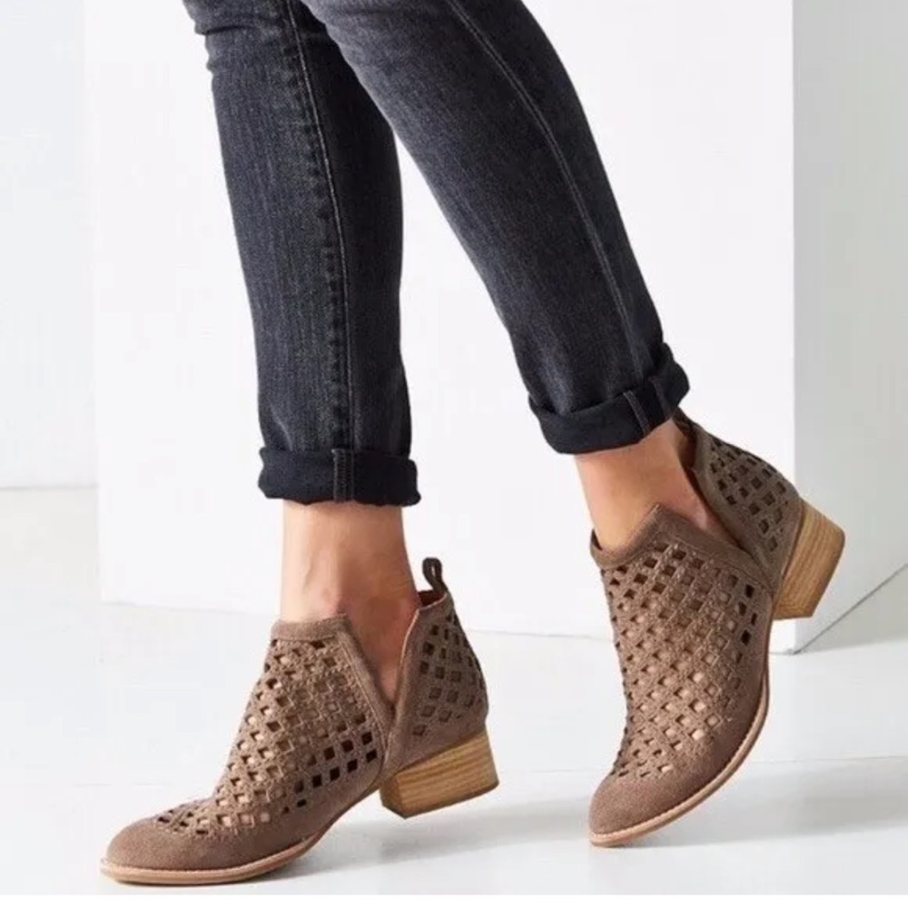 Jeffrey Campbell Taggart Bootie in Taupe Suede